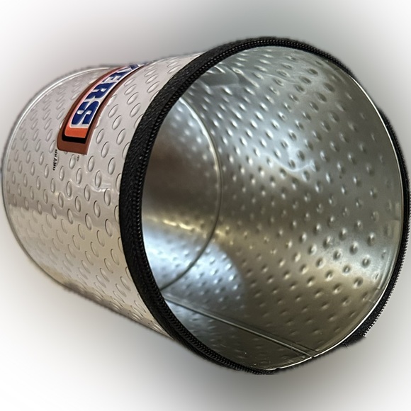 VTG 2004 SNICKERS ZIPPER LID GOLF TIN DECOR STORAGE 6.25”x4” WHITE BROWN ORANGE - Picture 6 of 12